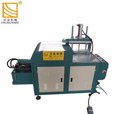 L505 Moteur de puissance de 3 kW Machines de découpe de scies en aluminium pour les coins de fenêtres
