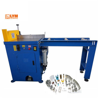 Machine de découpe de barres de canaux en aluminium réglées par commutateur de pied L455 pour diverses applications