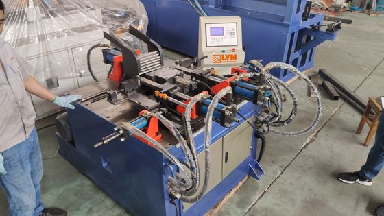 Machine de perçage de tuyaux à double extrémité