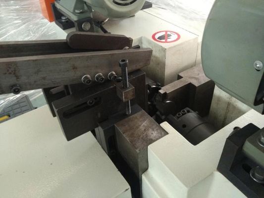 Machine de déchiquetage à extrémité de précision, à double tête, à tube rond/broche ronde