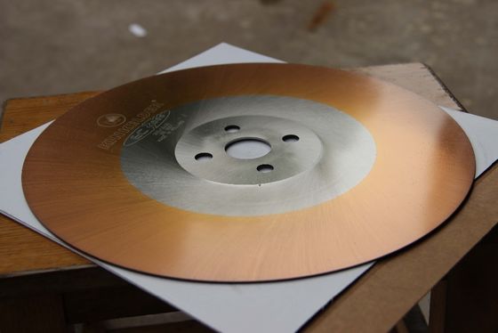 Disque d'acier 1-4 mm HSS à lame de scie anti-usure revêtu de Ti