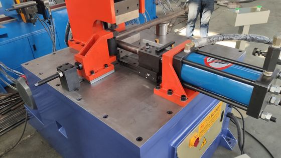 Machine de perçage automatique CH40 pour tubes droits et coudes